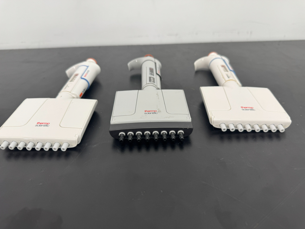 Image of Thermo Fisher F1-ClipTip Multi Channel Pipettes